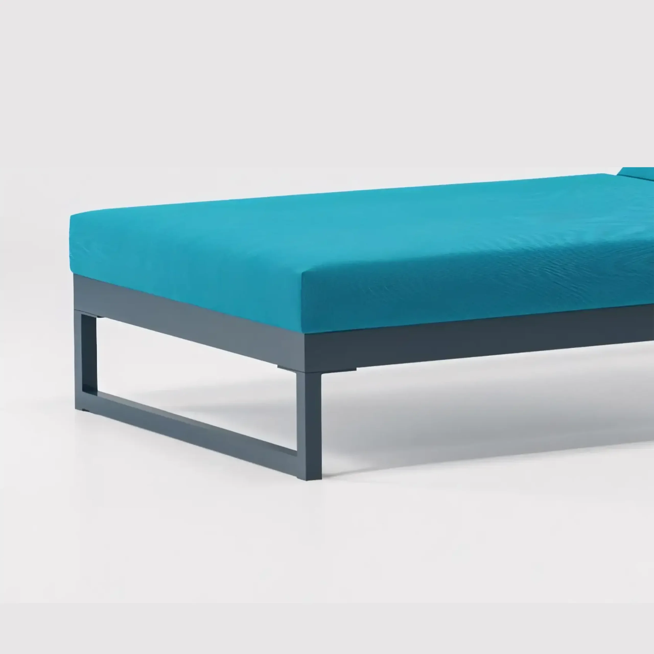 All-Weather Outdoor Chaise Lounge: Powder Coated Aluminum Frame with Thick Quick-Dry Cushions - Image 3